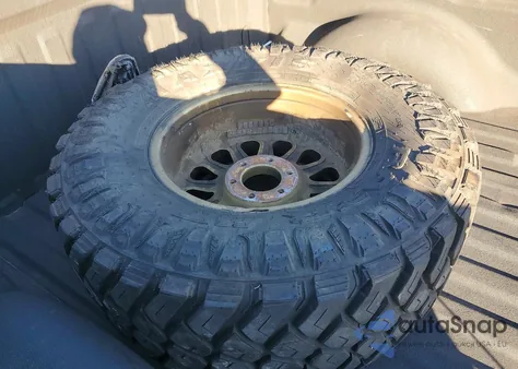 2013 Ford F150 Svt Raptor z USA, uszkodzony, nr VIN 1FTFW1R68DFA68037